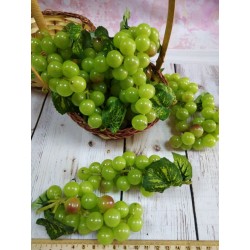 гроздь винограда цвет зеленый
